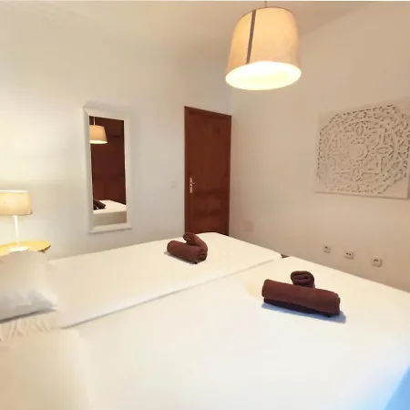 Villa 21 *