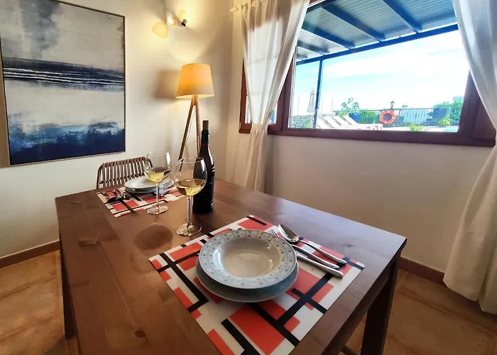 21 فيلة تياس