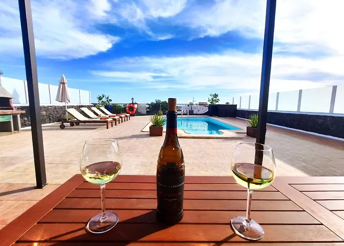 21 فيلة تياس